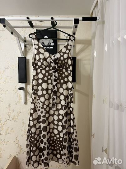 Платье женское 42 44