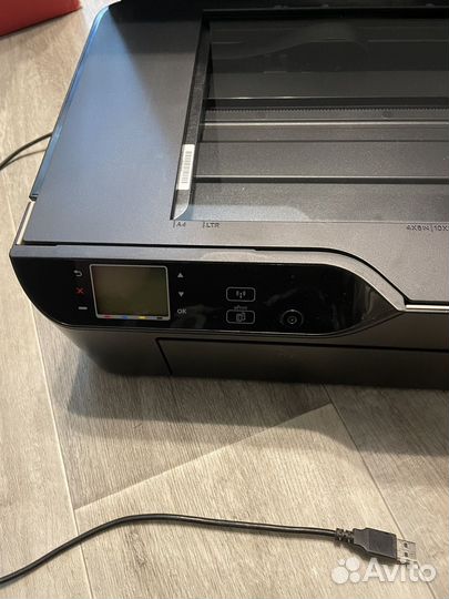 Цветной принтер hp Deskjet Ink Advantage 3525