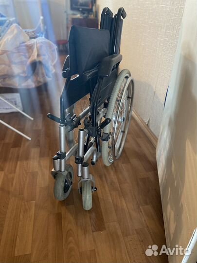 Коляска инвалидная