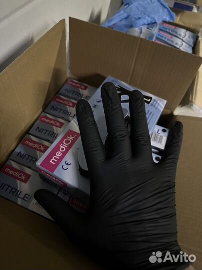 Перчатки нитриловые