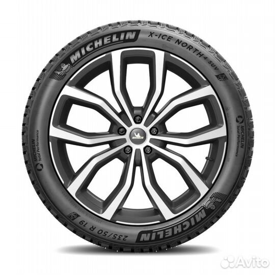 Michelin X-Ice North 4 SUV 275/40 R21 107T