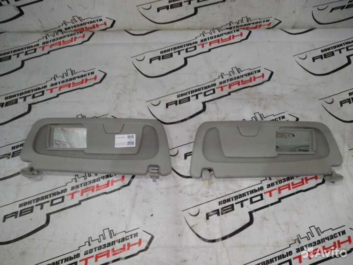 Козырек toyota sienta NCP81G NCP85G левый правый к