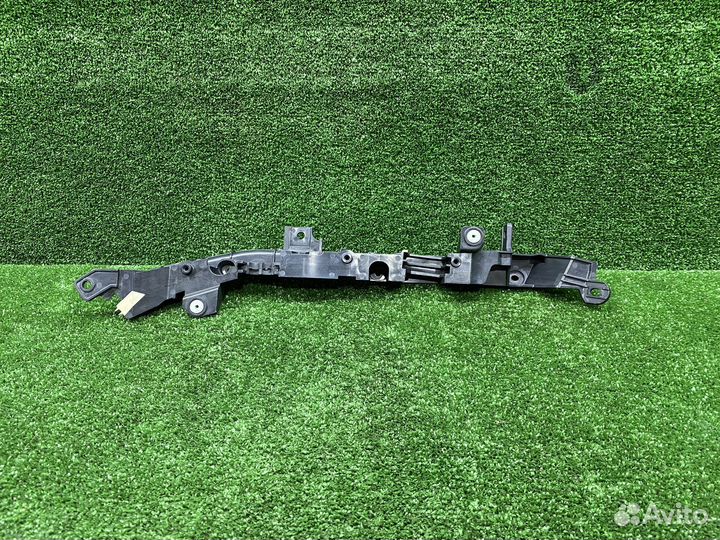 Нижняя часть щита передка левая BMW G20