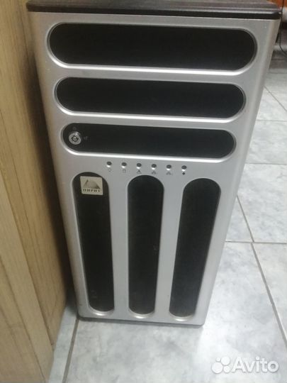 Сервер Asus