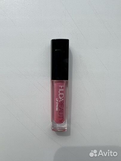 Блеск для губ Huda beauty snobby 2 ml