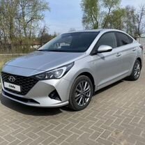 Hyundai Solaris 1.6 AT, 2022, 32 000 км, с пробегом, цена 2 150 000 руб.