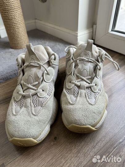 Кроссовки adidas yeezy