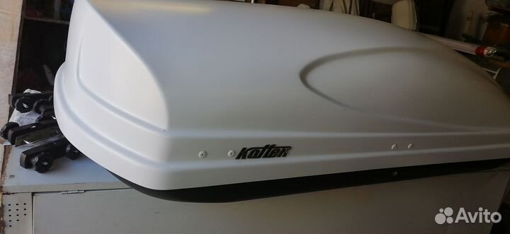 Автобокс Koffer на 430 литров с рейлингами