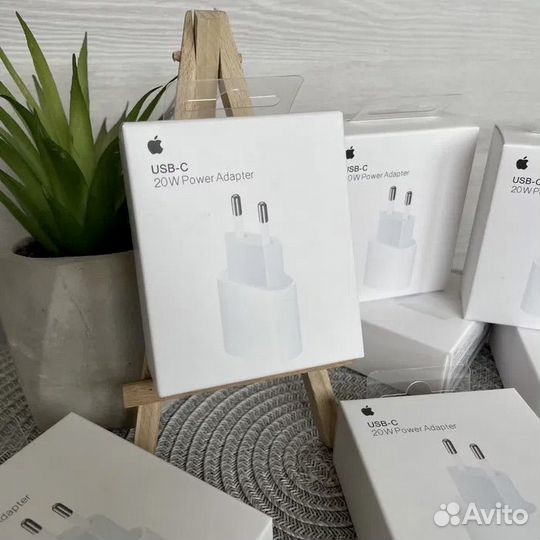 Зарядное устройство на iPhone 20W оригинал