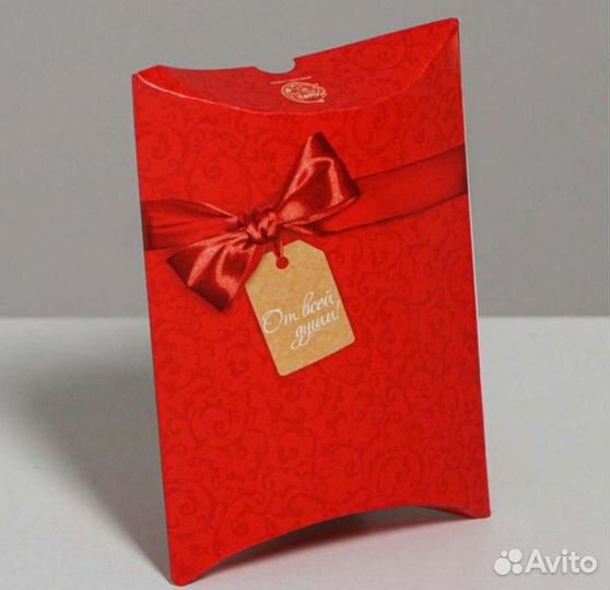 Подарочные коробки новые