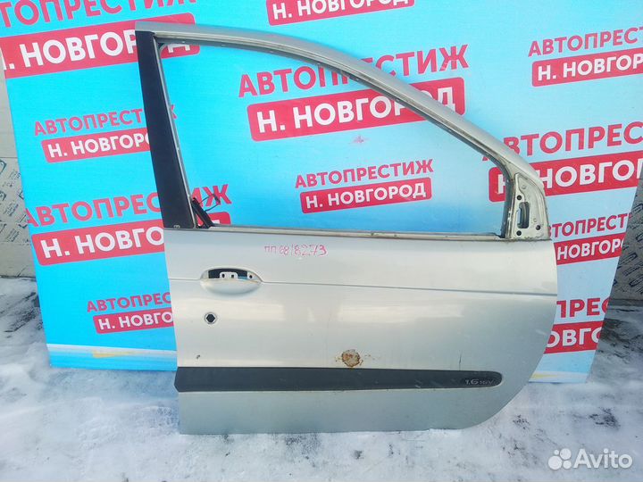 Дверь передняя правая Рено Сценик 1