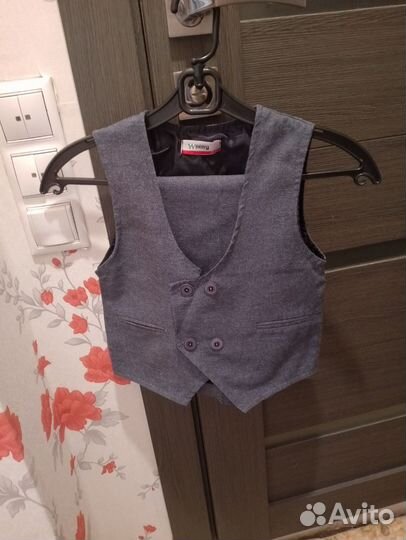 Костюм тройка для мальчика 110