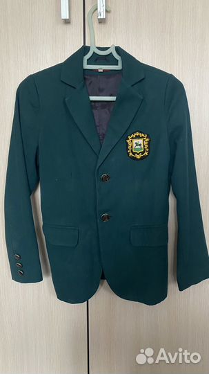 Зеленый пиджак на мальчика рост 140