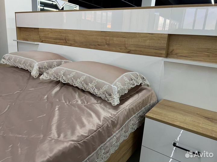 Спальные Гарнитуры