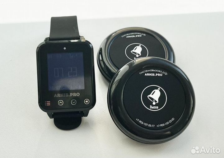 Кнопка вызова персонала влагозащищенная и часы