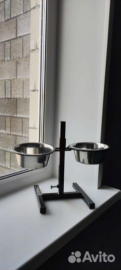 Подставка с мисками 0,750мл