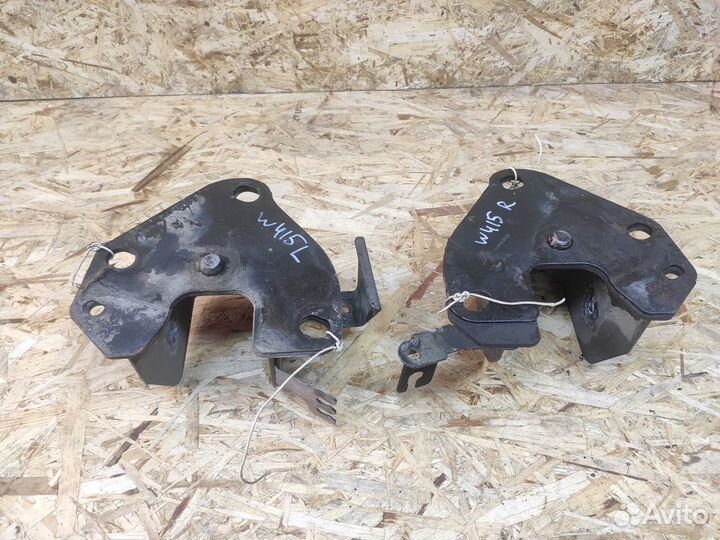 Кроштейны задней балки Mercedes Citan