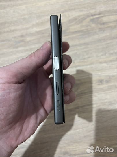 Sony Xperia Z5 Compact, 2/32 ГБ