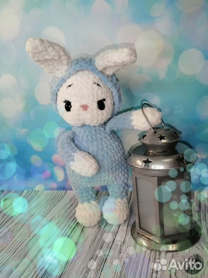 Зайка в пижаме