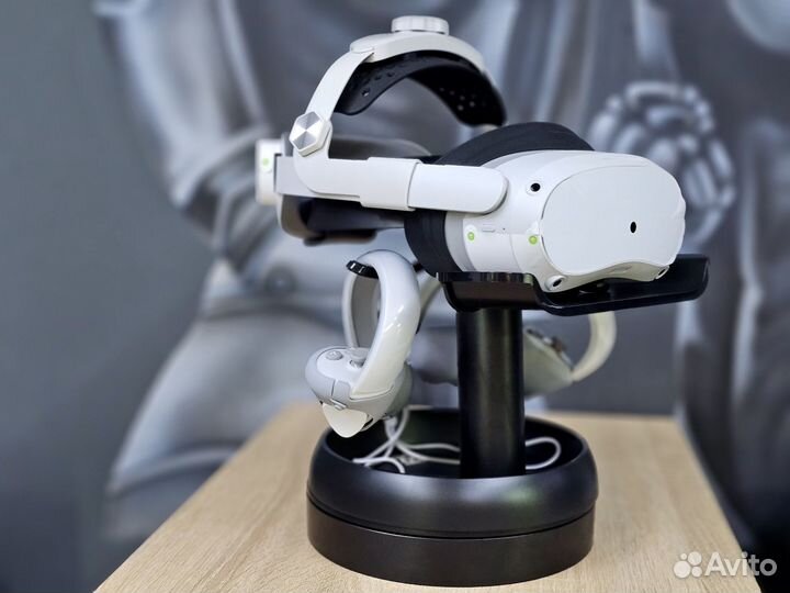 Подставка/держатель для шлемов VR / amvr