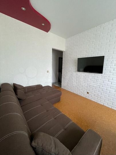 2-к. квартира, 52 м², 1/5 эт.