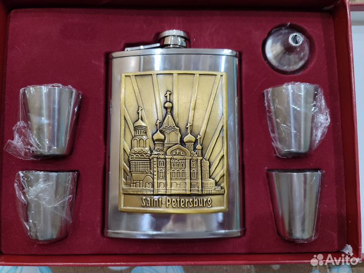 Фляжка коньячная с рюмочками