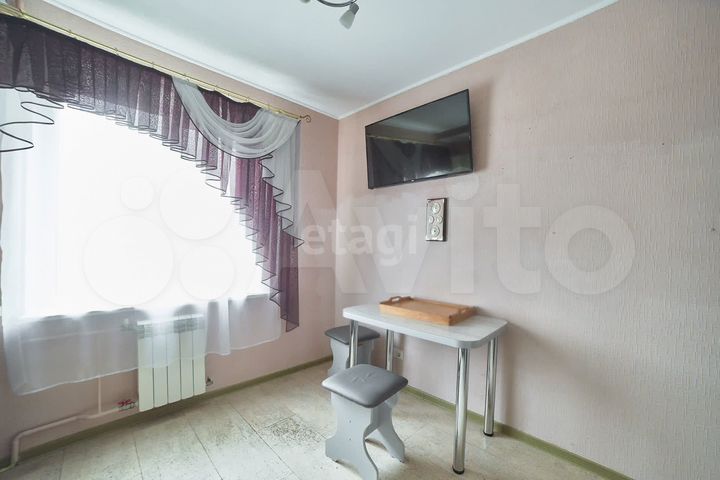 4-к. квартира, 70,4 м², 2/10 эт.