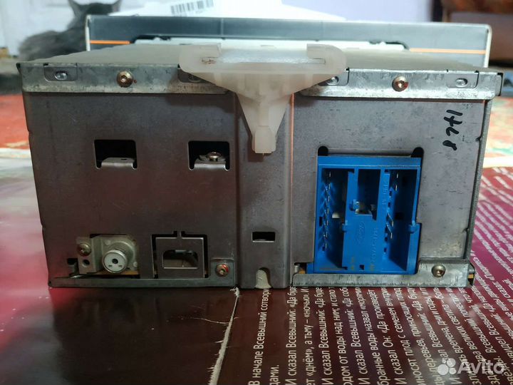 Музыкальный центр магнитола ford fiesta