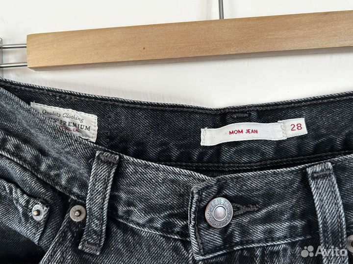 Джинсы levis mom Jean р.28