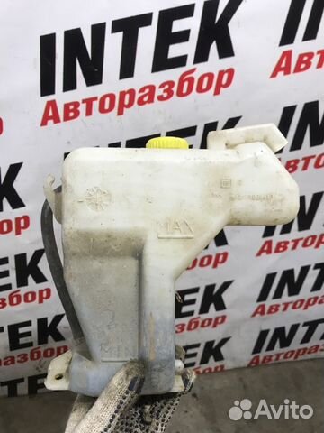 Бачок расширительный Nissan P12