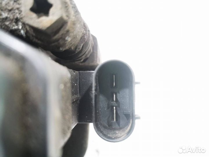 Суппорт тормозной задний левый Land Rover 4