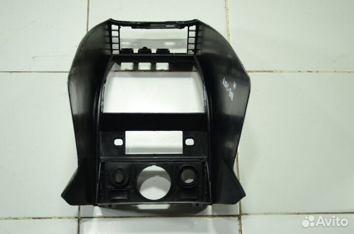 Консоль между сидений Лада 2107