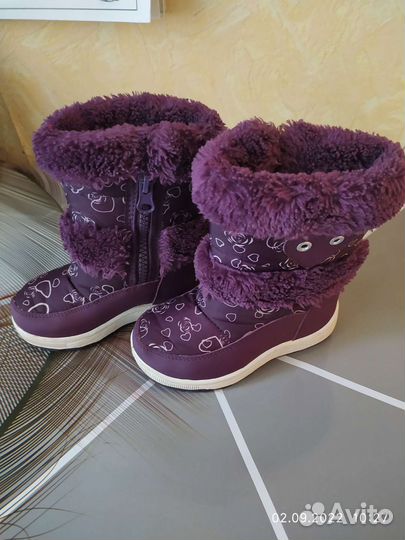 Дутики на девочку