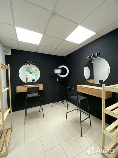 Рабочее место бровиста/визажиста