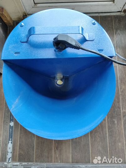 Измельчитель зерна 