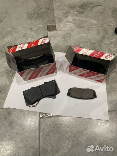 Тормозные колодки toyota land cruiser 200