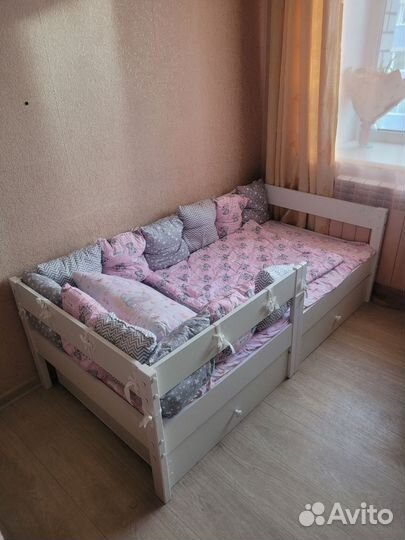 Бортики в кроватку