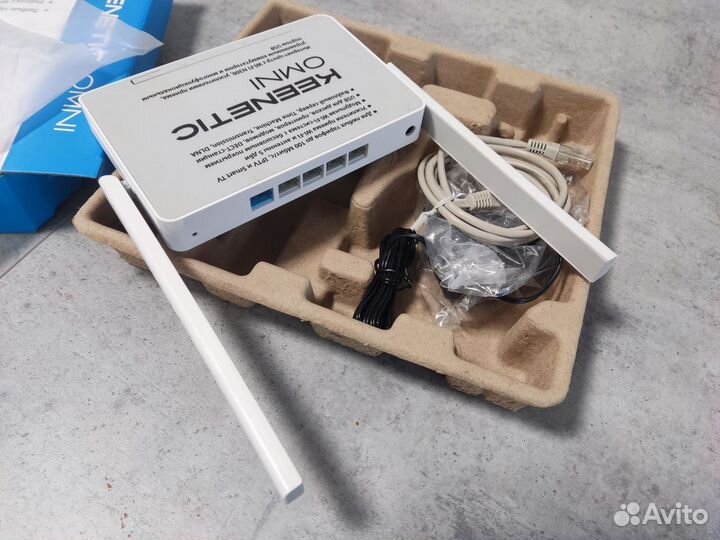 Wi-Fi роутер Keenetic Omni (KN-1410)