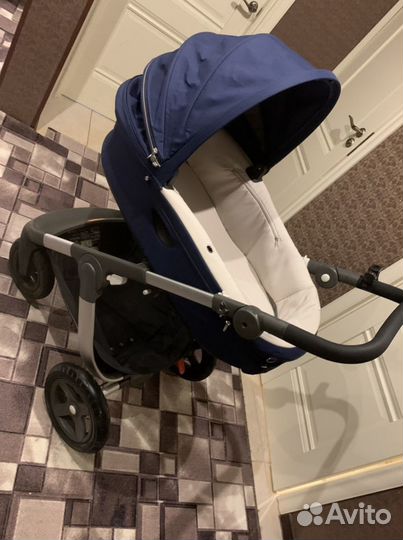 Коляска стокке trailz