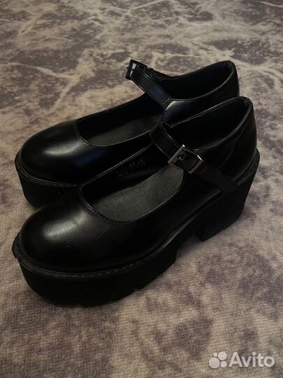 Туфли на платформе в стиле лолита