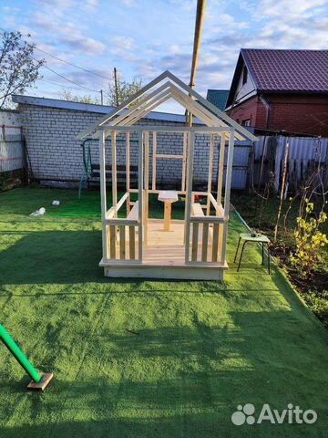 Детский домик для детской игровой площадки