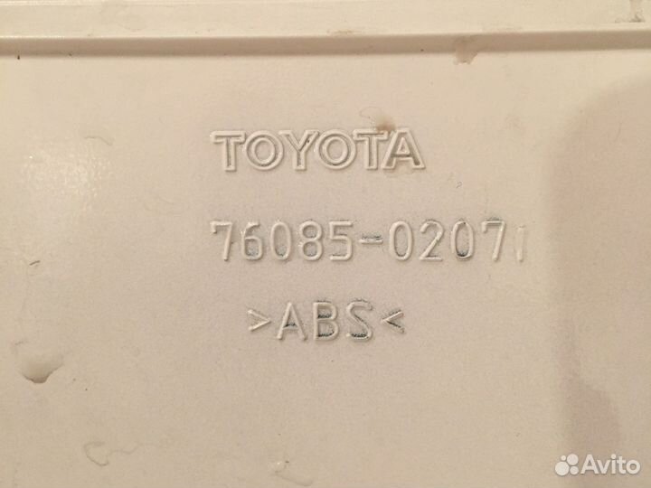 Спойлер toyota auris