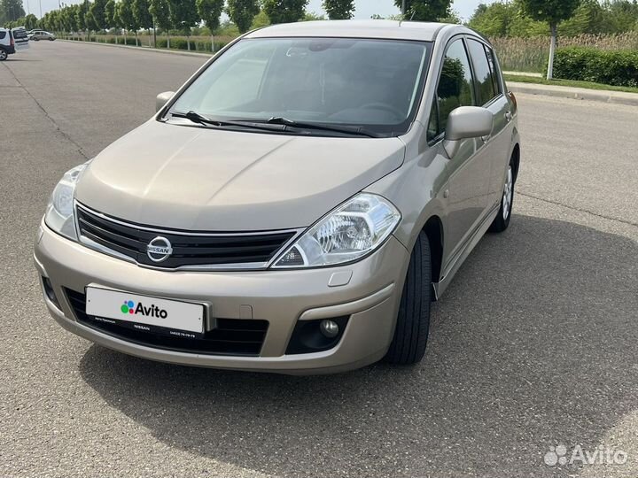Nissan Tiida 1.6 AT, 2012, 132 000 км