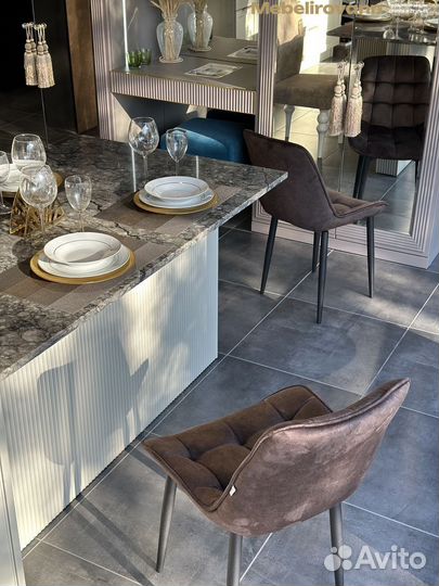 Кухонные велюровые стулья с мягким сиденьем