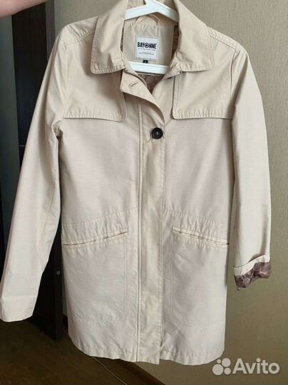 Плащ женский