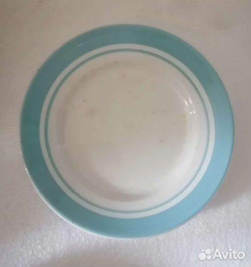 Тарелки, кружки, весы