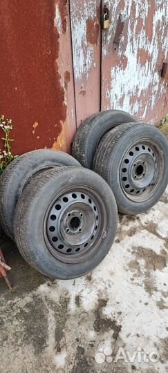 Bridgestone B391 65/180 R15