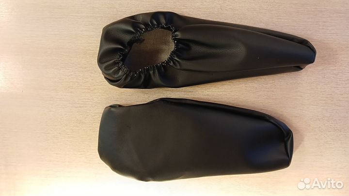 Чехлы на раздельные подлокотники Toyota Land Rover