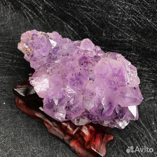 Аметист друза кристалл