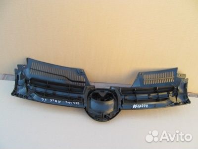 Решетка радиатора Volkswagen Golf 5 2004-2009